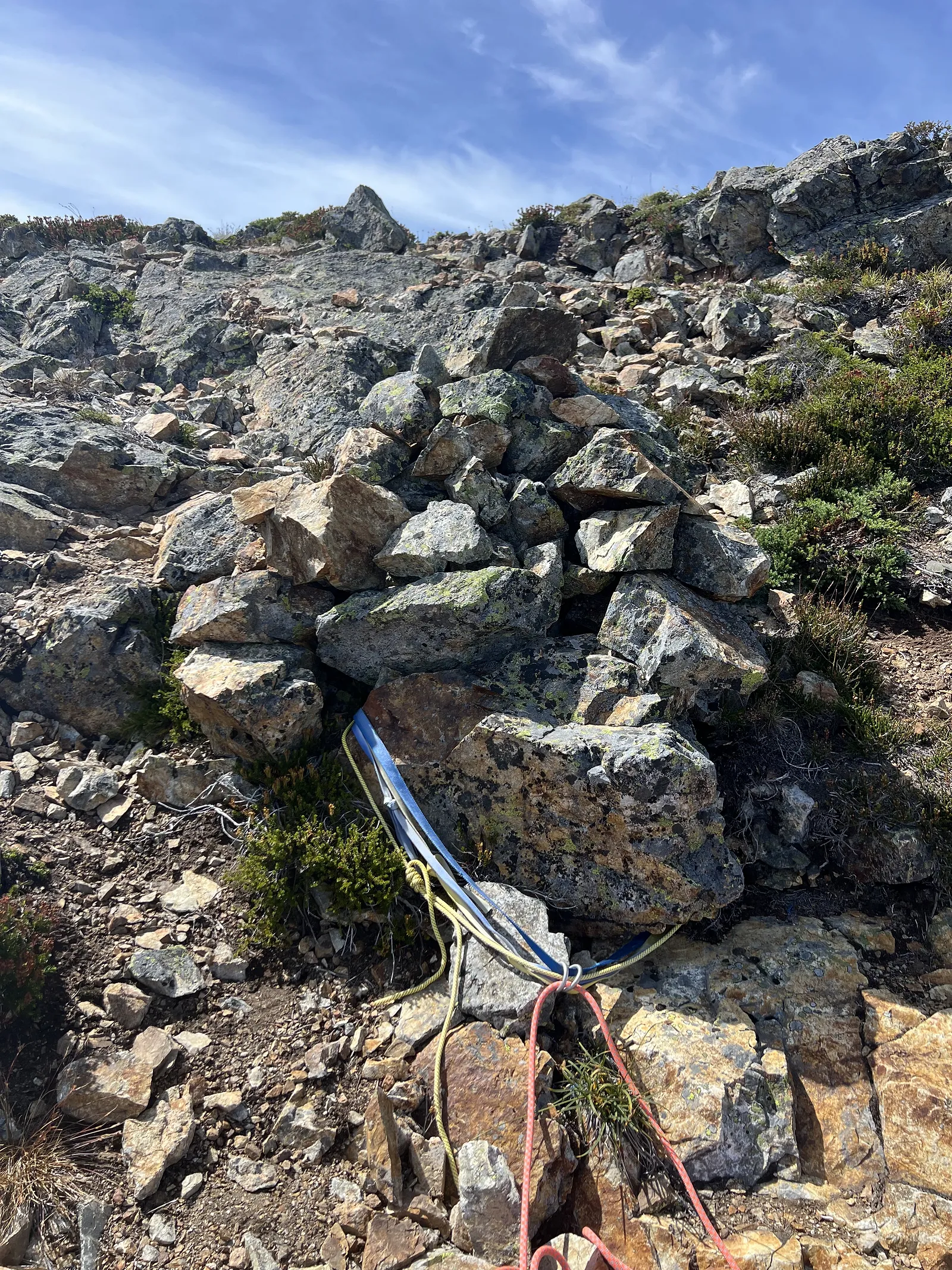 Choss pile rappel station